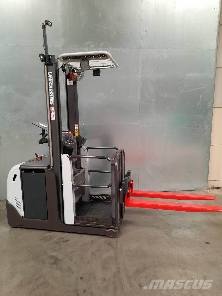 UniCarriers EPL100/180 Montacargas recogepedidos de baja altura