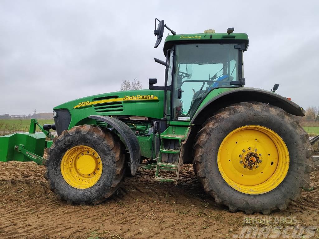 John Deere 7720 Tractores