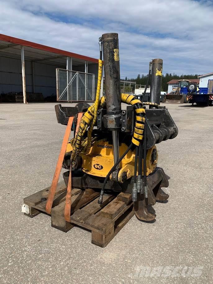 Engcon EC30 Volteadoras