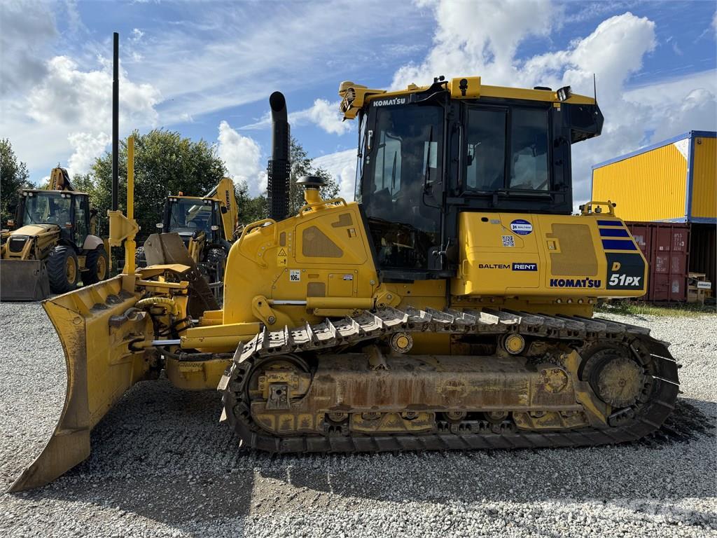 Komatsu D51PX-24E0 Buldozer sobre oruga