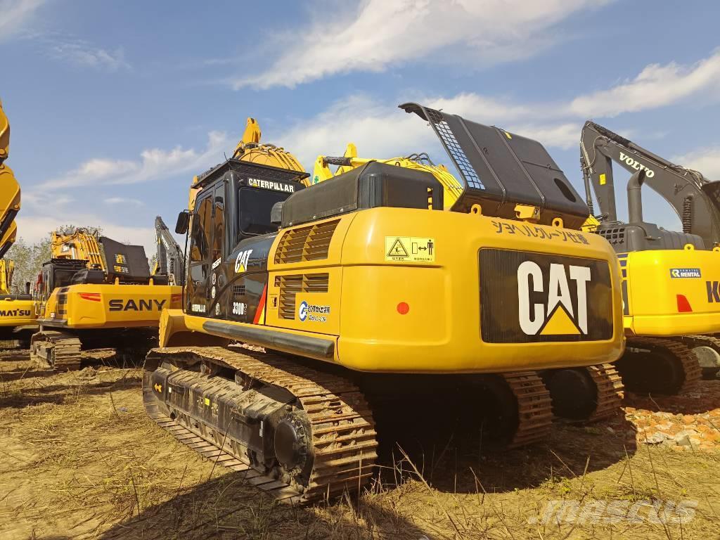 CAT 330 D2 Excavadoras sobre orugas