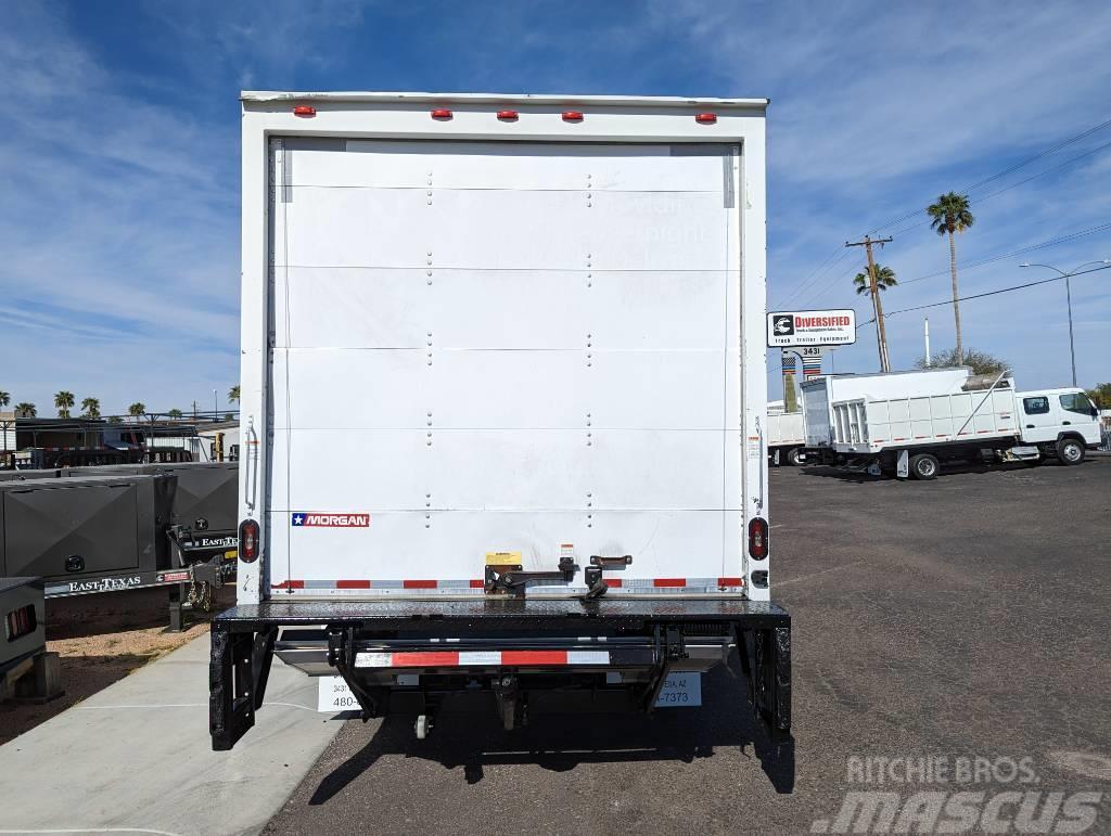 Isuzu NPR HD Camiones con caja de remolque