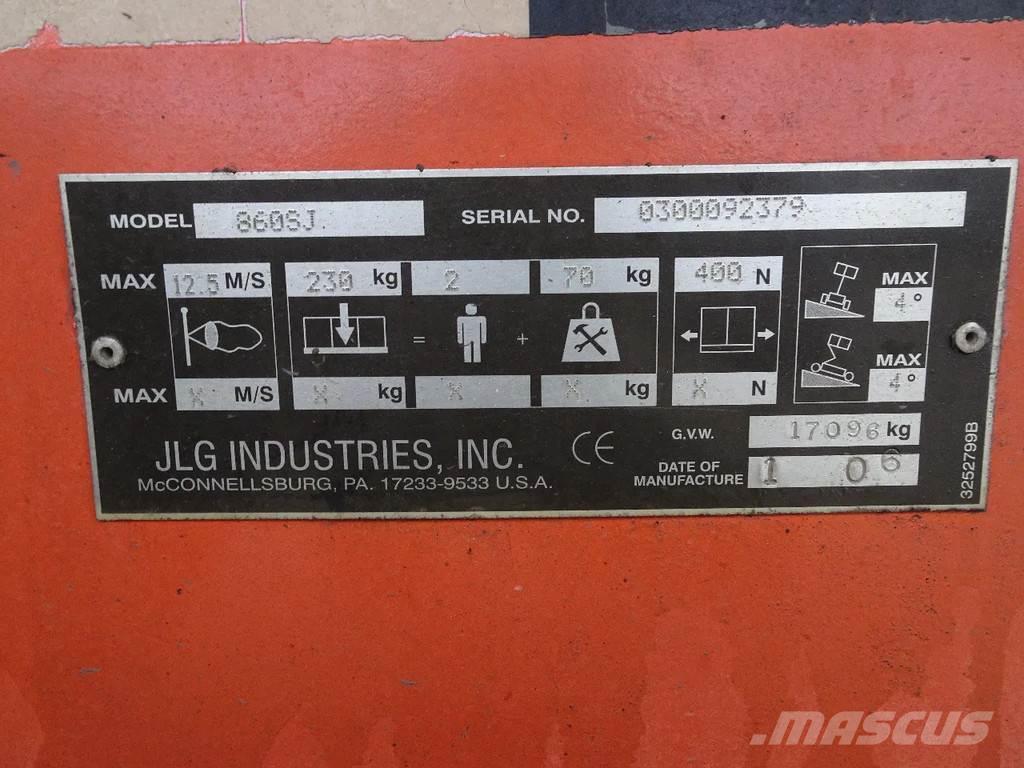 JLG 860SJ Plataformas con brazo de elevación telescópico