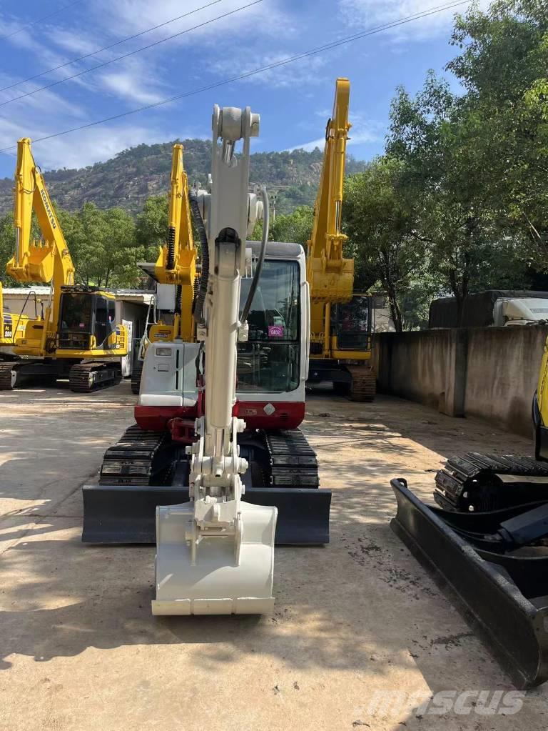 Takeuchi TB150C Excavadoras sobre orugas