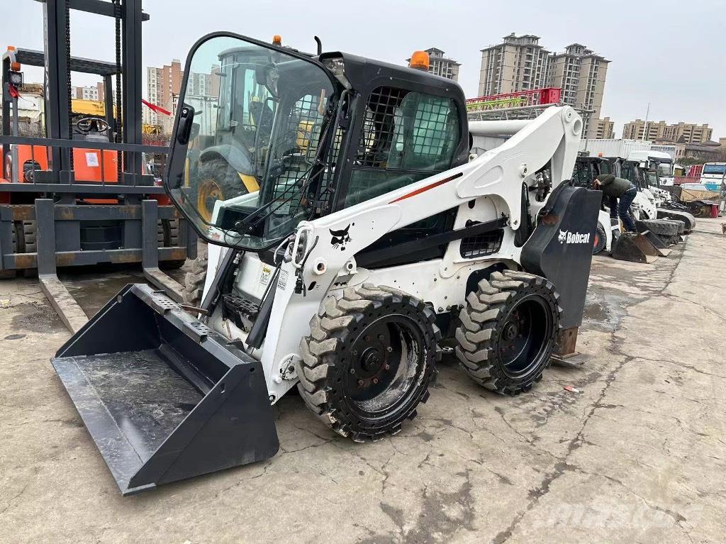 Bobcat S 750 Minicargadoras