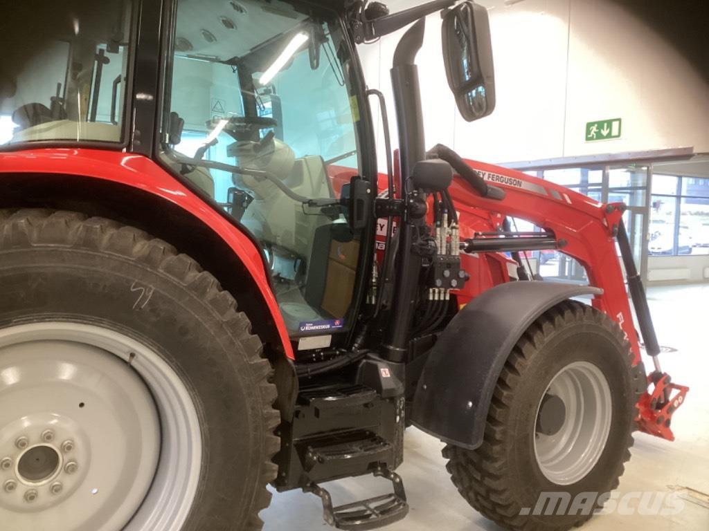 Massey Ferguson 5713 Tractores