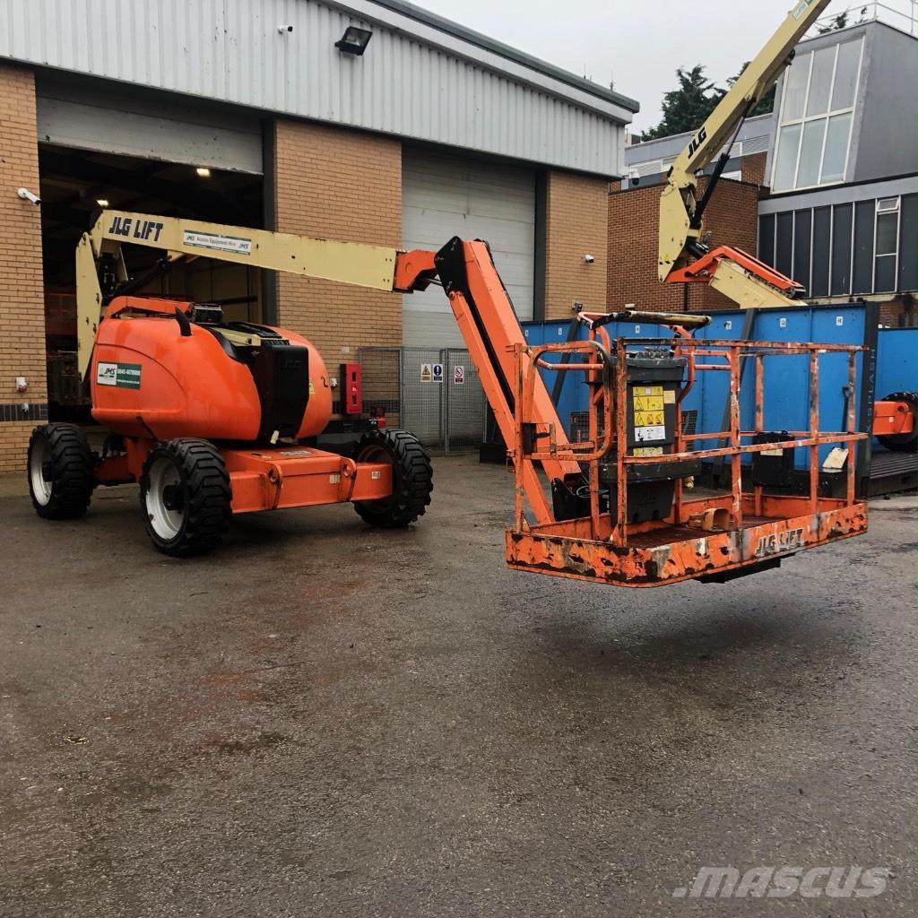 JLG 600 AJ Plataformas con brazo de elevación manual