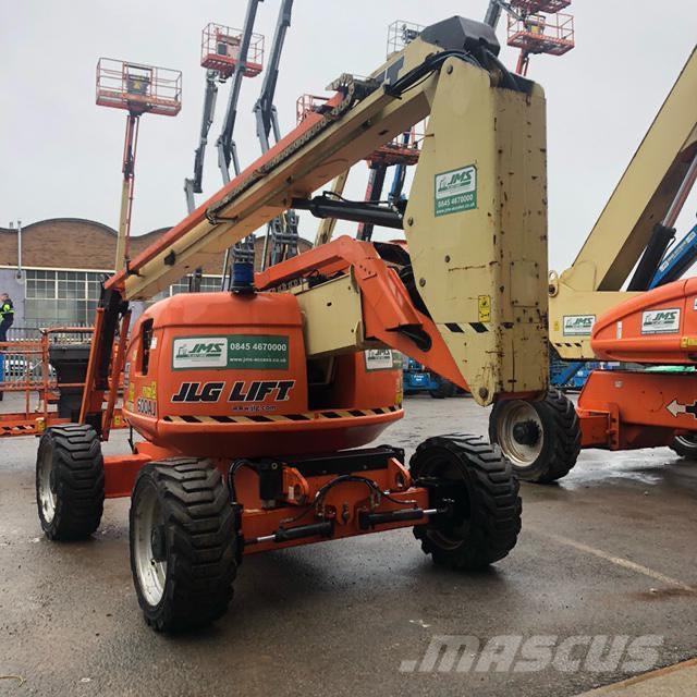 JLG 600 AJ Plataformas con brazo de elevación manual