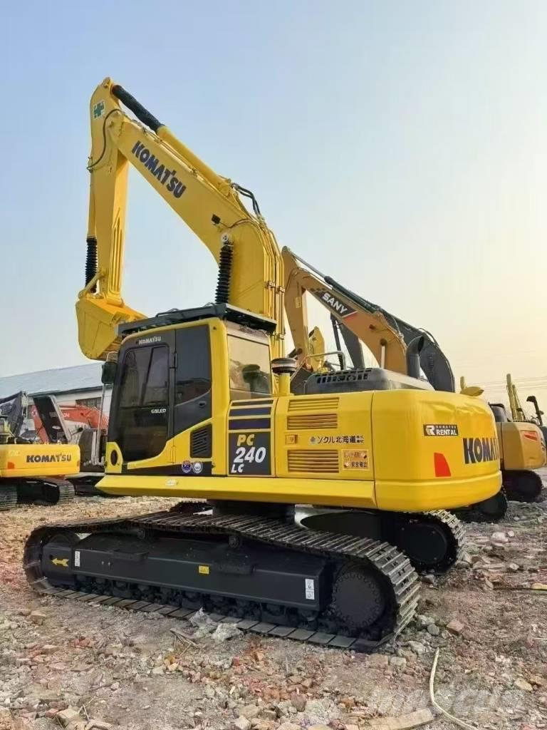 Komatsu PC 240 Excavadoras sobre orugas