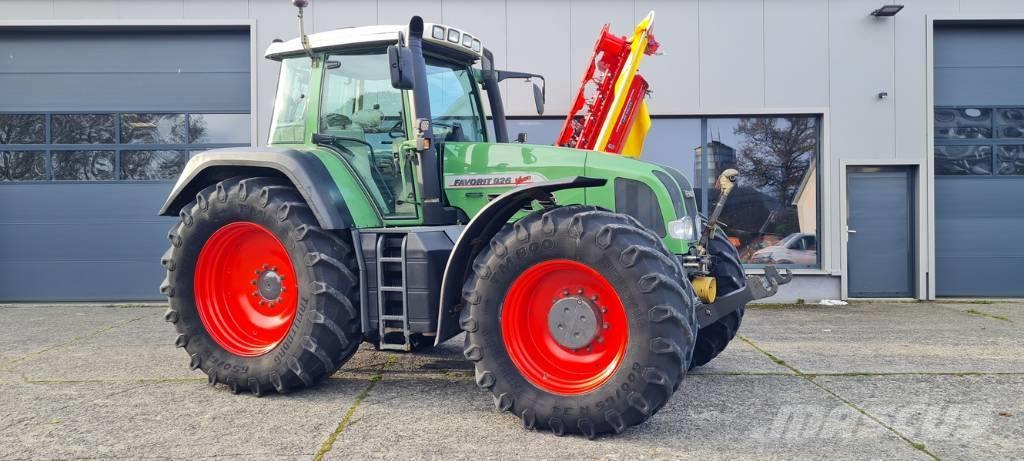 Fendt 926 Vario Tractores