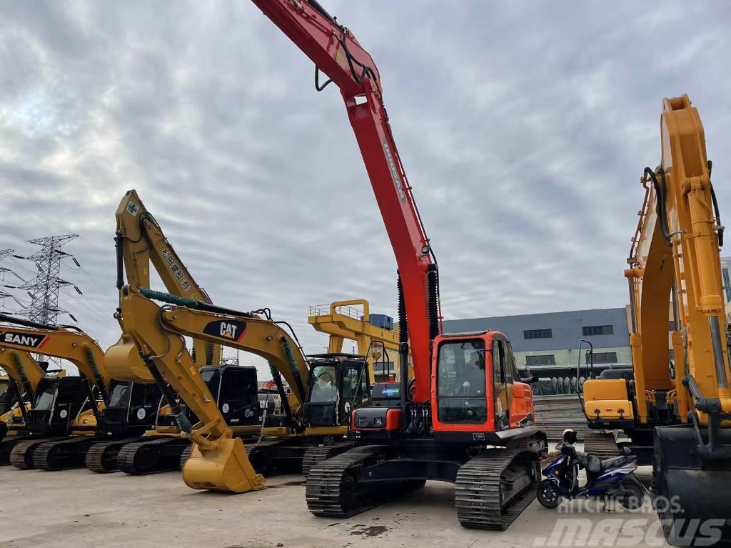 Doosan DX225 Excavadoras sobre orugas