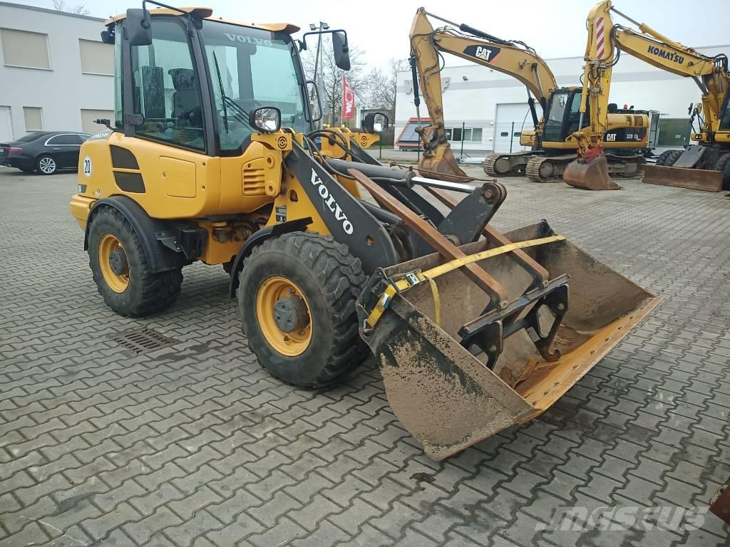 Volvo L28 F Cargadoras sobre ruedas