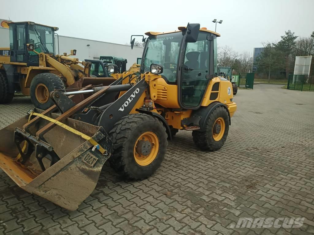 Volvo L28 F Cargadoras sobre ruedas