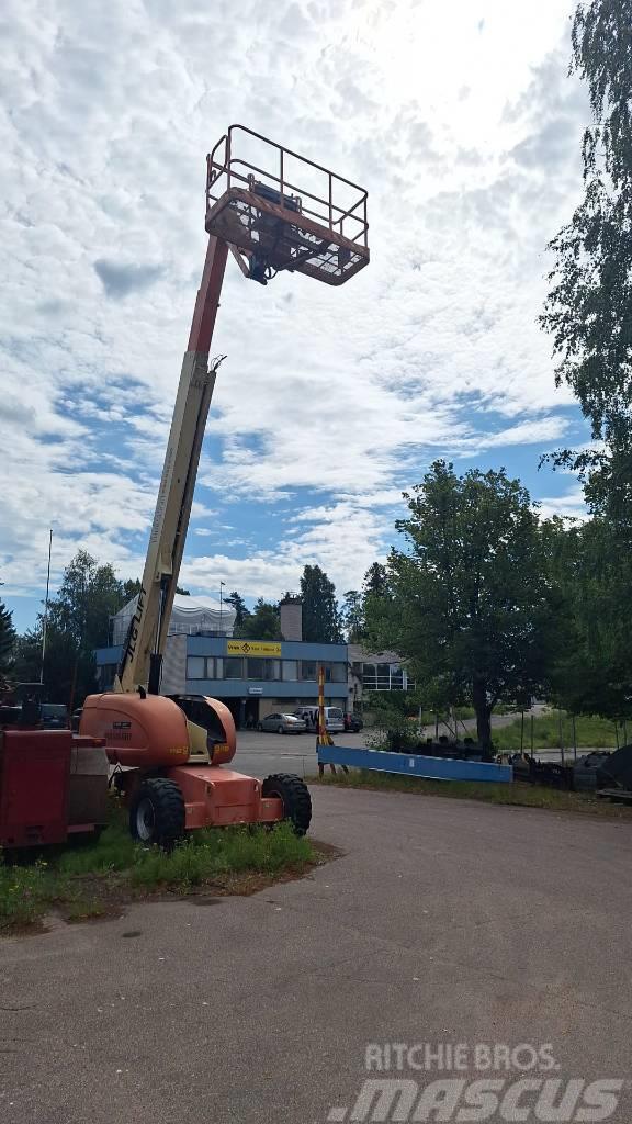 JLG 660 AJ Plataformas con brazo de elevación manual