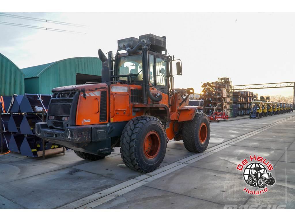 Doosan DL250 Cargadoras sobre ruedas