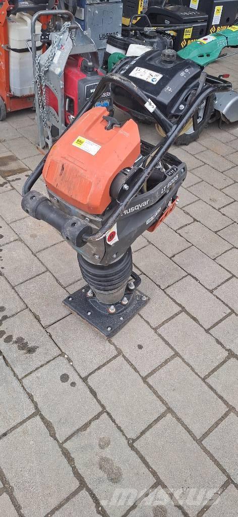 Husqvarna LT 6005 Pisones compactadores