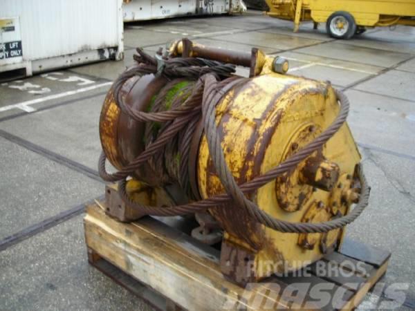 Komatsu D65E WINCH Otros componentes