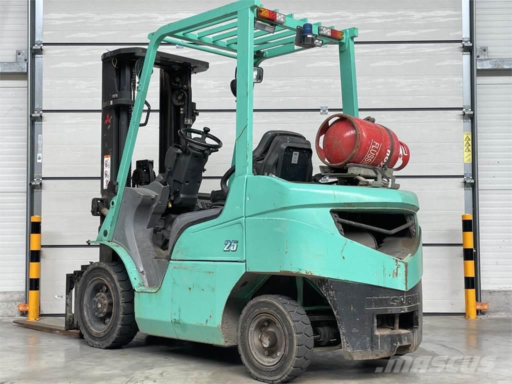 Mitsubishi FG25T Camiones LPG