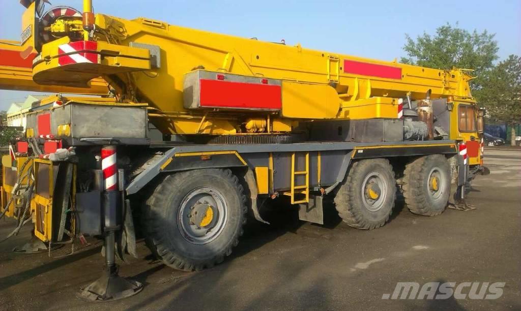 Liebherr LTM 1045 Grúas todo terreno