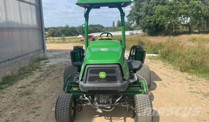 John Deere 7700A Máquinas de calles