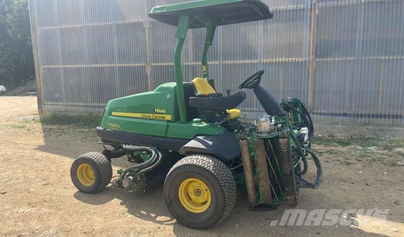 John Deere 7700A Máquinas de calles