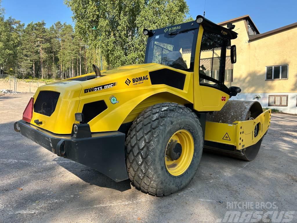 Bomag BW 213 Rodillos de un solo tambor