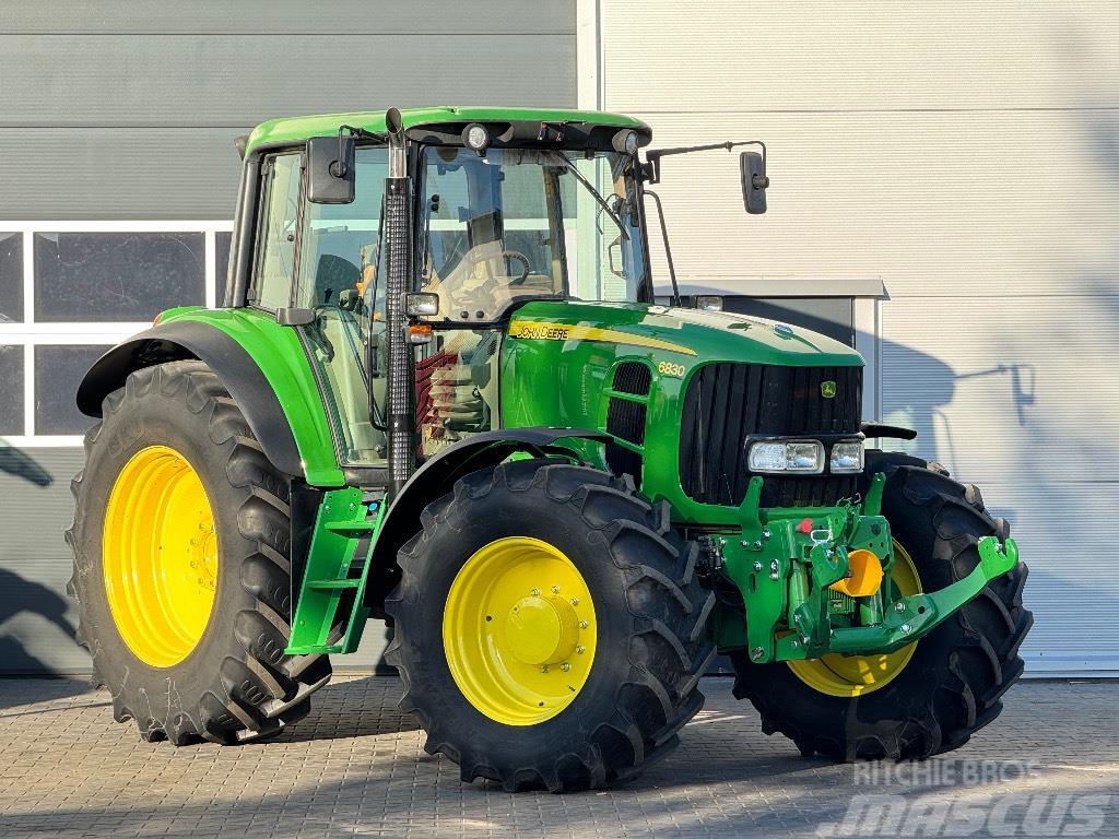 John Deere 6830 Tractores