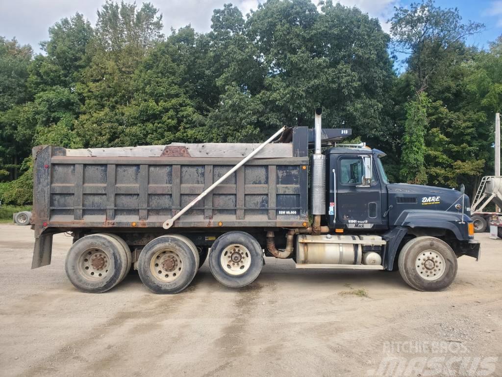 Mack CL713 Bañeras basculantes usadas