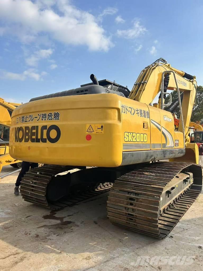 Kobelco SK 200D Excavadoras sobre orugas