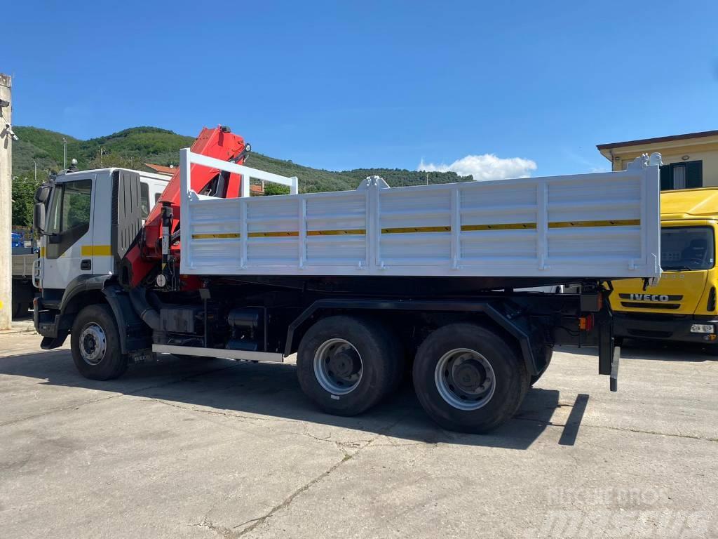 Iveco Trakker 360 Camiones grúa