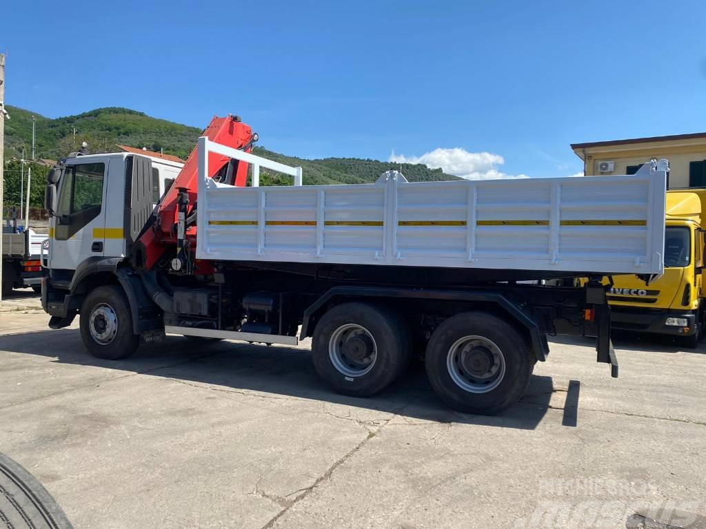 Iveco Trakker 360 Camiones grúa