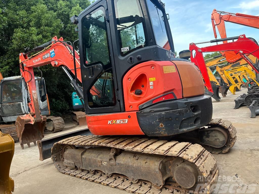 Kubota 163 Excavadoras sobre orugas