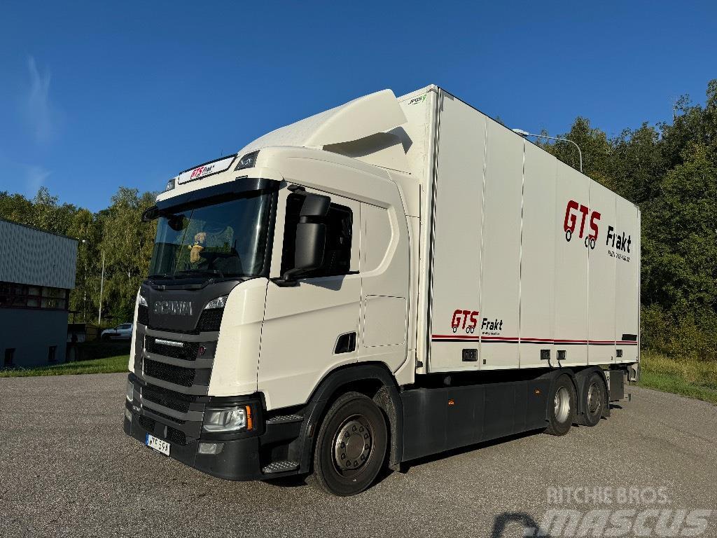 Scania R500B6X2*4NB Camiones con caja de remolque