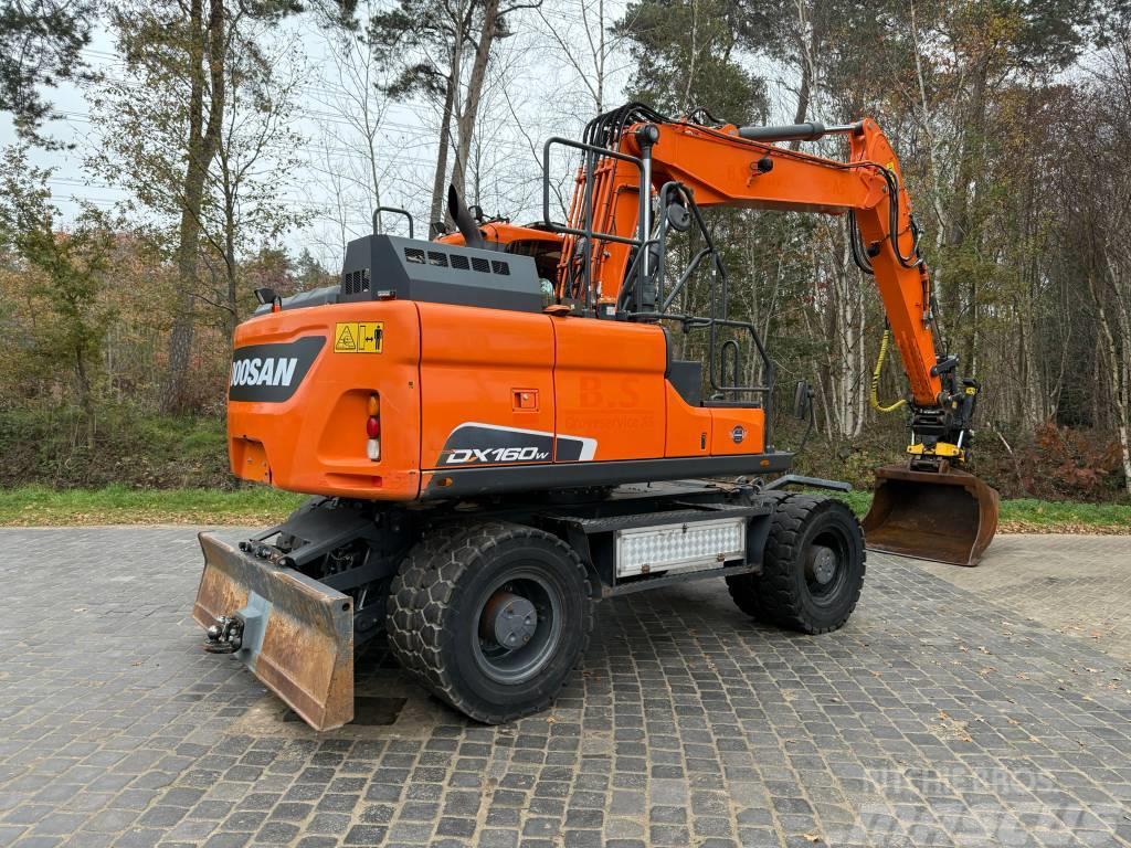 Doosan DX160W-5 Excavadoras de ruedas