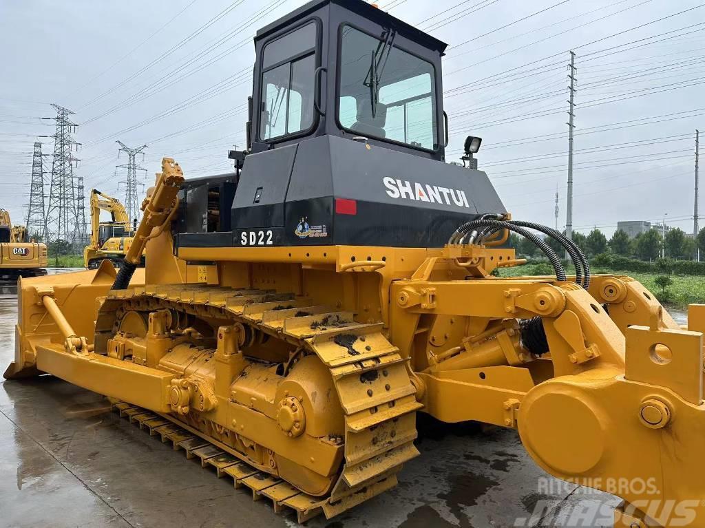 Shantui SD 22 Buldozer sobre oruga