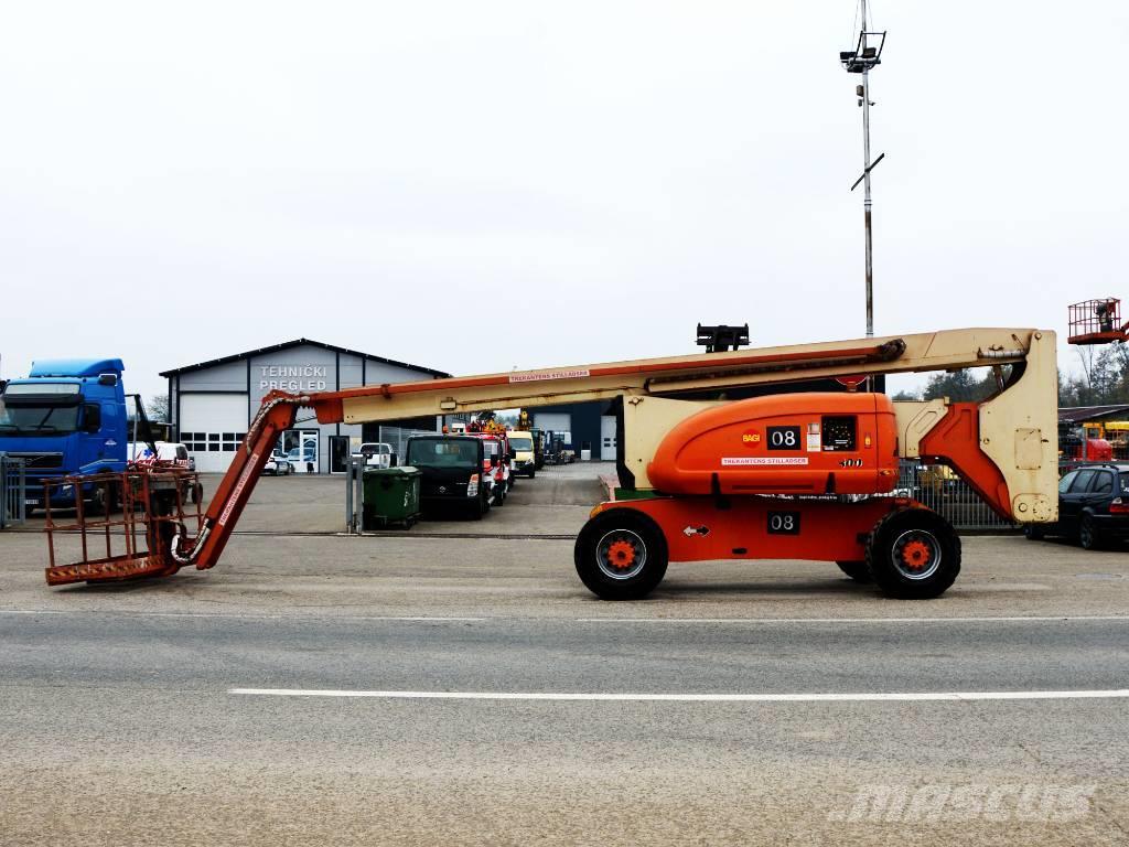 JLG 800 AJ Plataformas con brazo de elevación manual