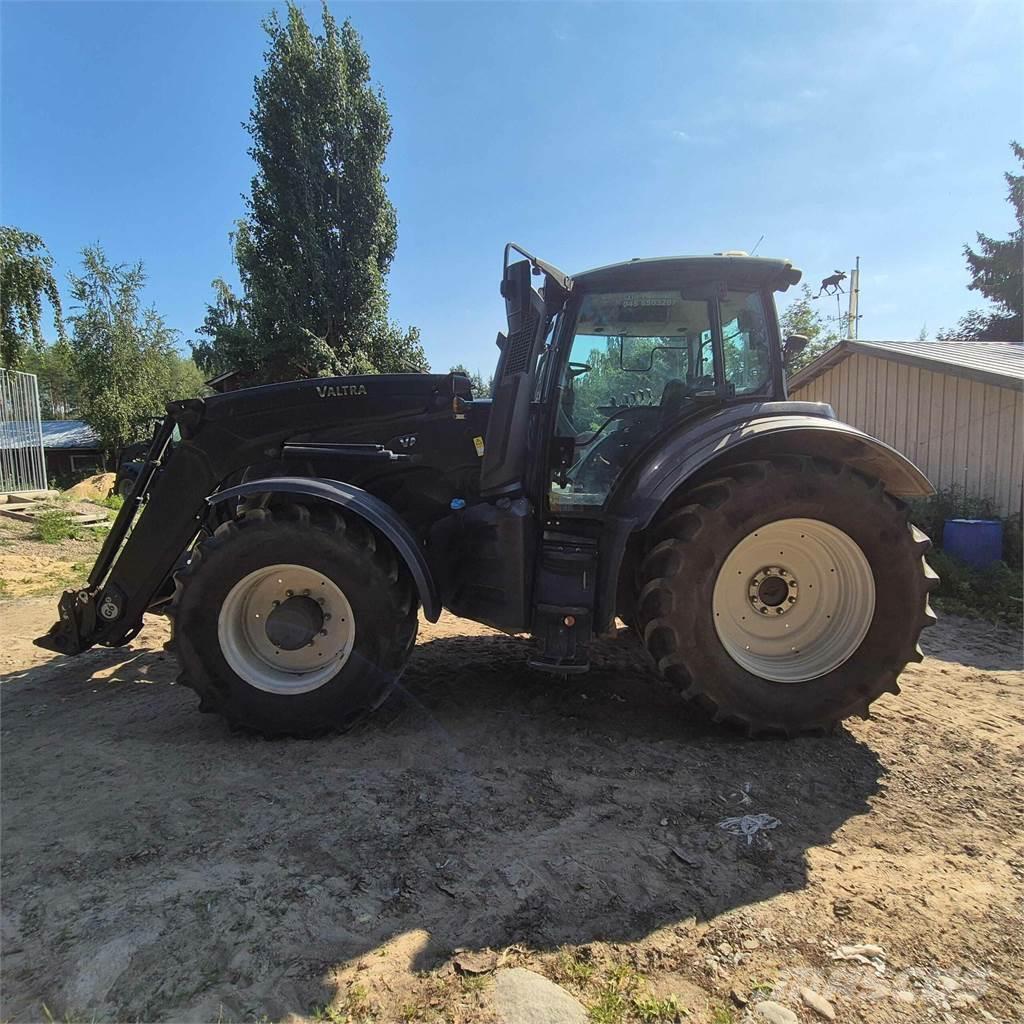 Valtra T174 Tractores