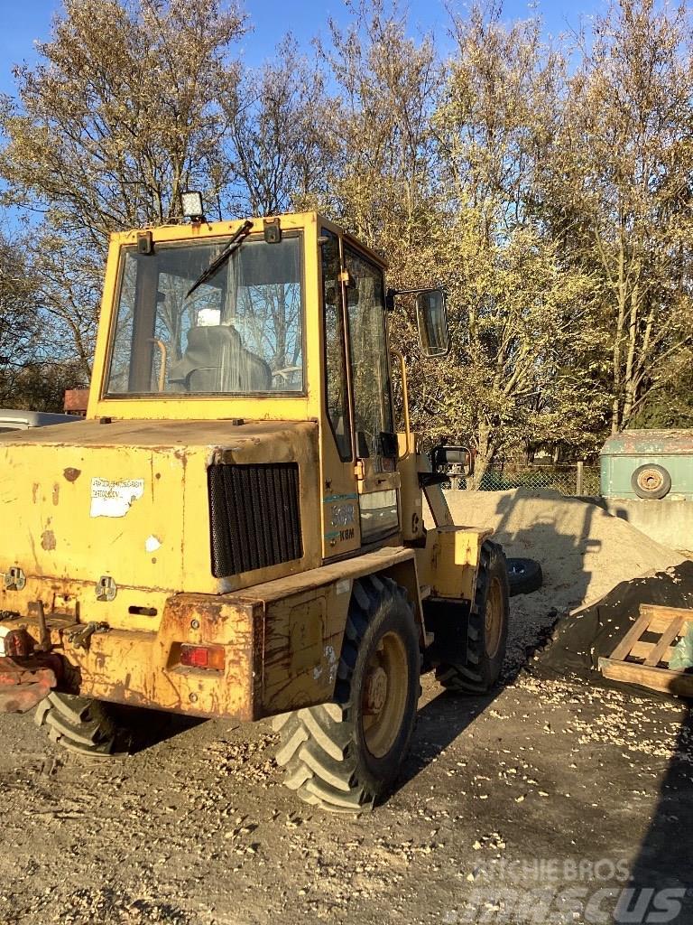 Fai komatsu Kbm56R Cargadoras sobre ruedas