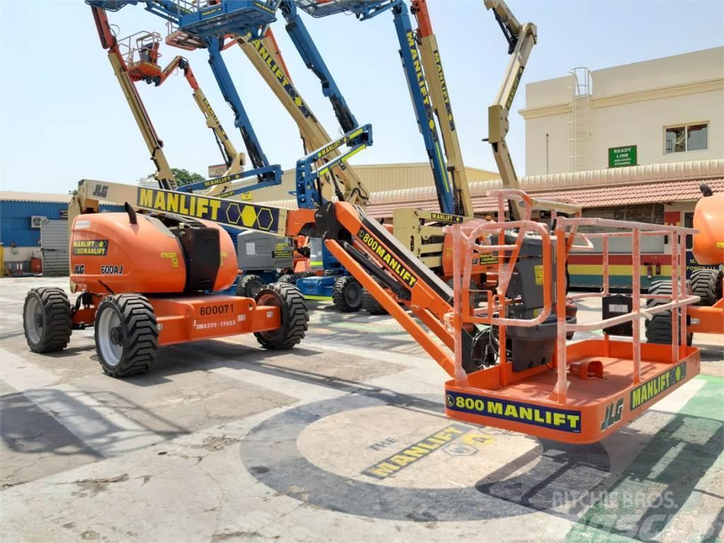 JLG 600AJ Plataformas con brazo de elevación manual