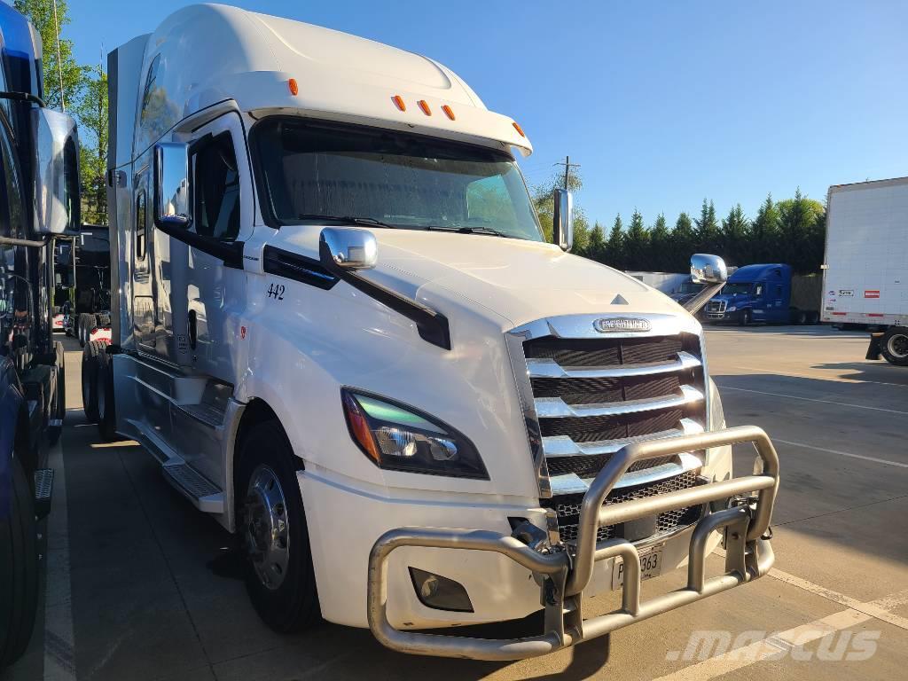 Freightliner Cascadia 126 Camiones tractor