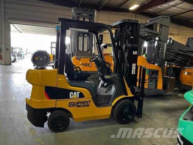 CAT 2C6000 Montacargas - otros