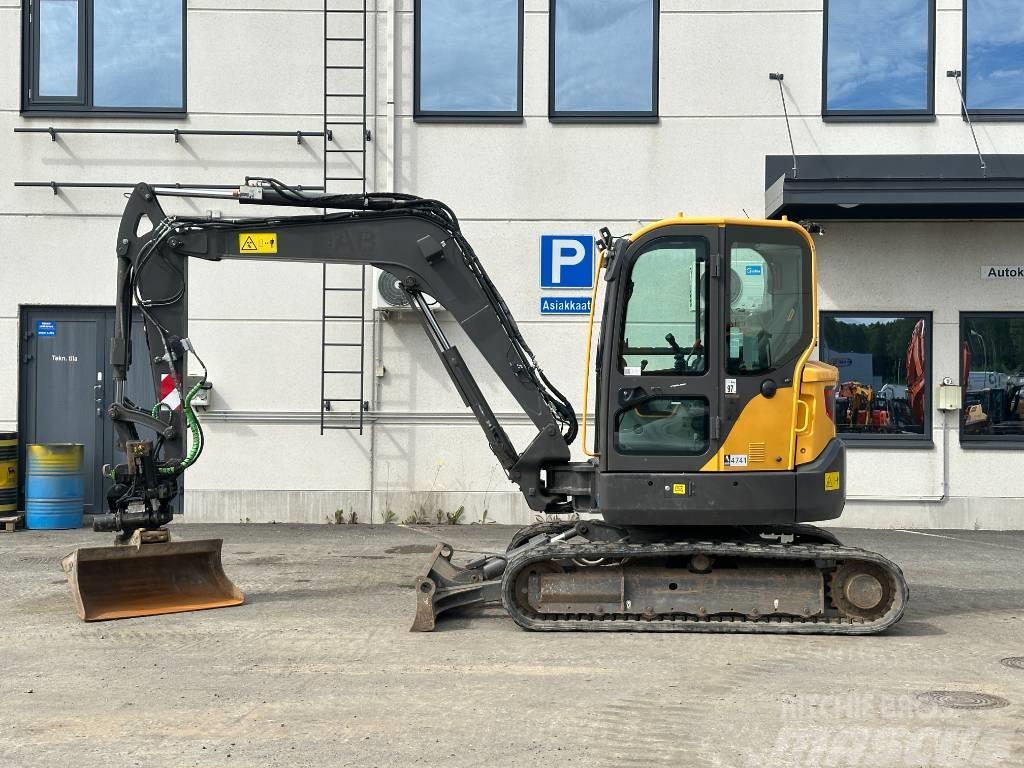 Volvo ECR58D PYÖRITTÄJÄLLÄ Miniexcavadoras