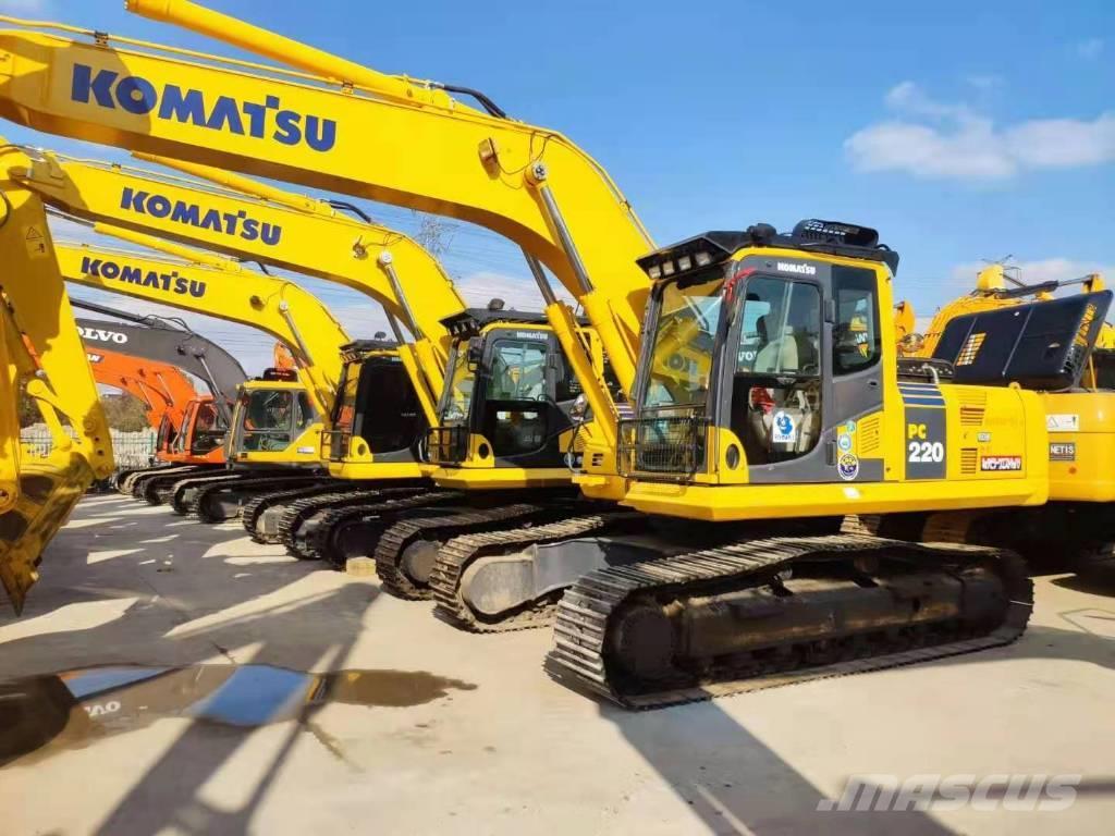 Komatsu 220-8 Excavadoras sobre orugas