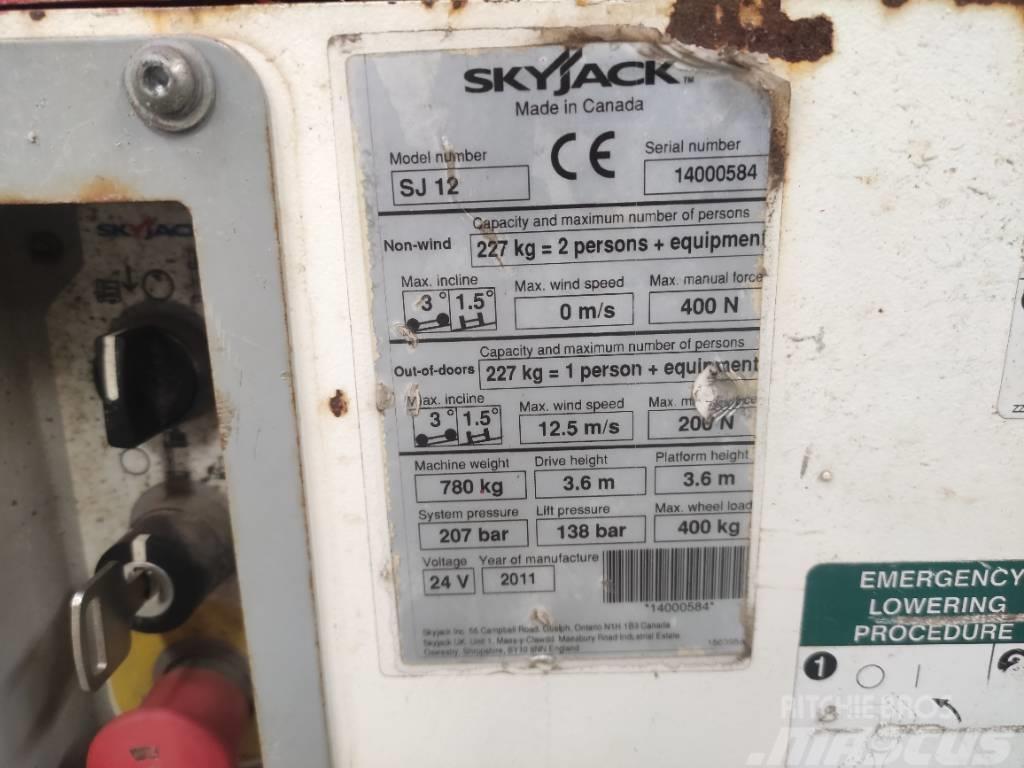 SkyJack SJ 12 Plataformas tijera