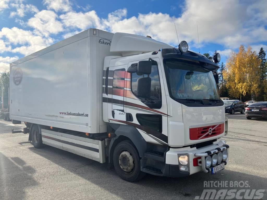 Volvo FL Camiones con caja de remolque