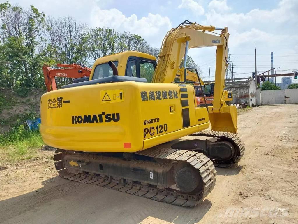 Komatsu 120 Excavadoras sobre orugas