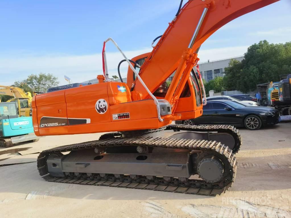 Doosan dx225 Excavadoras sobre orugas