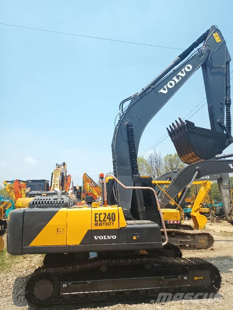 Volvo EC 240 Excavadoras sobre orugas