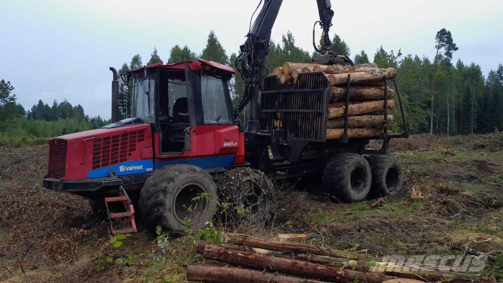 Valmet 840.2 Transportadoras