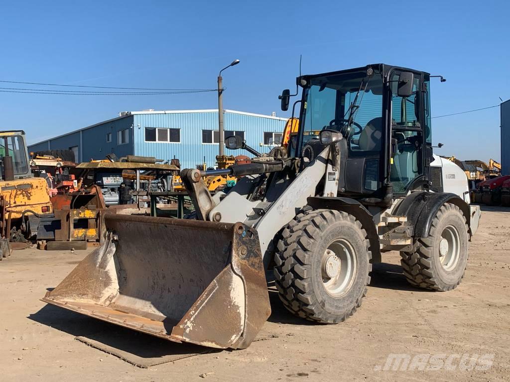 CAT 908H Cargadoras sobre ruedas